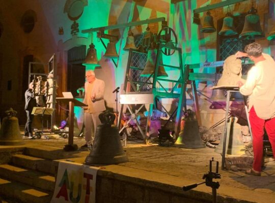 LE CAMPANE DI DANTE, foto di scena